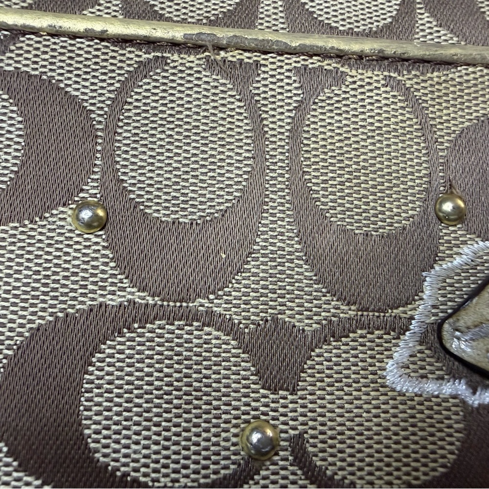 Coach Signature 3D Floral Wristlet Wallet - Picture 3 of 4